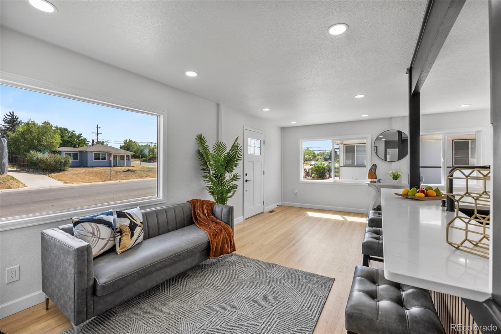 MLS Image #9 for 2131 w gill place,denver, Colorado