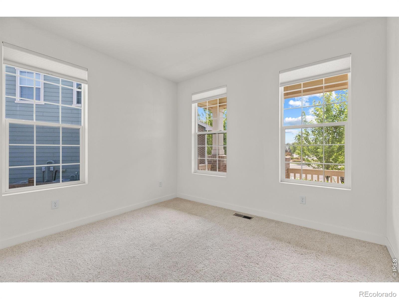 MLS Image #17 for 4532  heatherhill court,longmont, Colorado