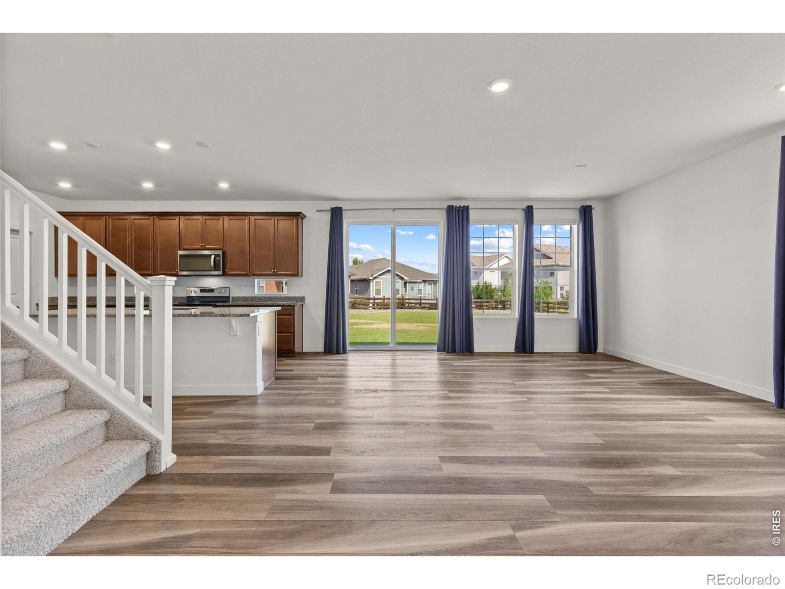 MLS Image #5 for 4532  heatherhill court,longmont, Colorado