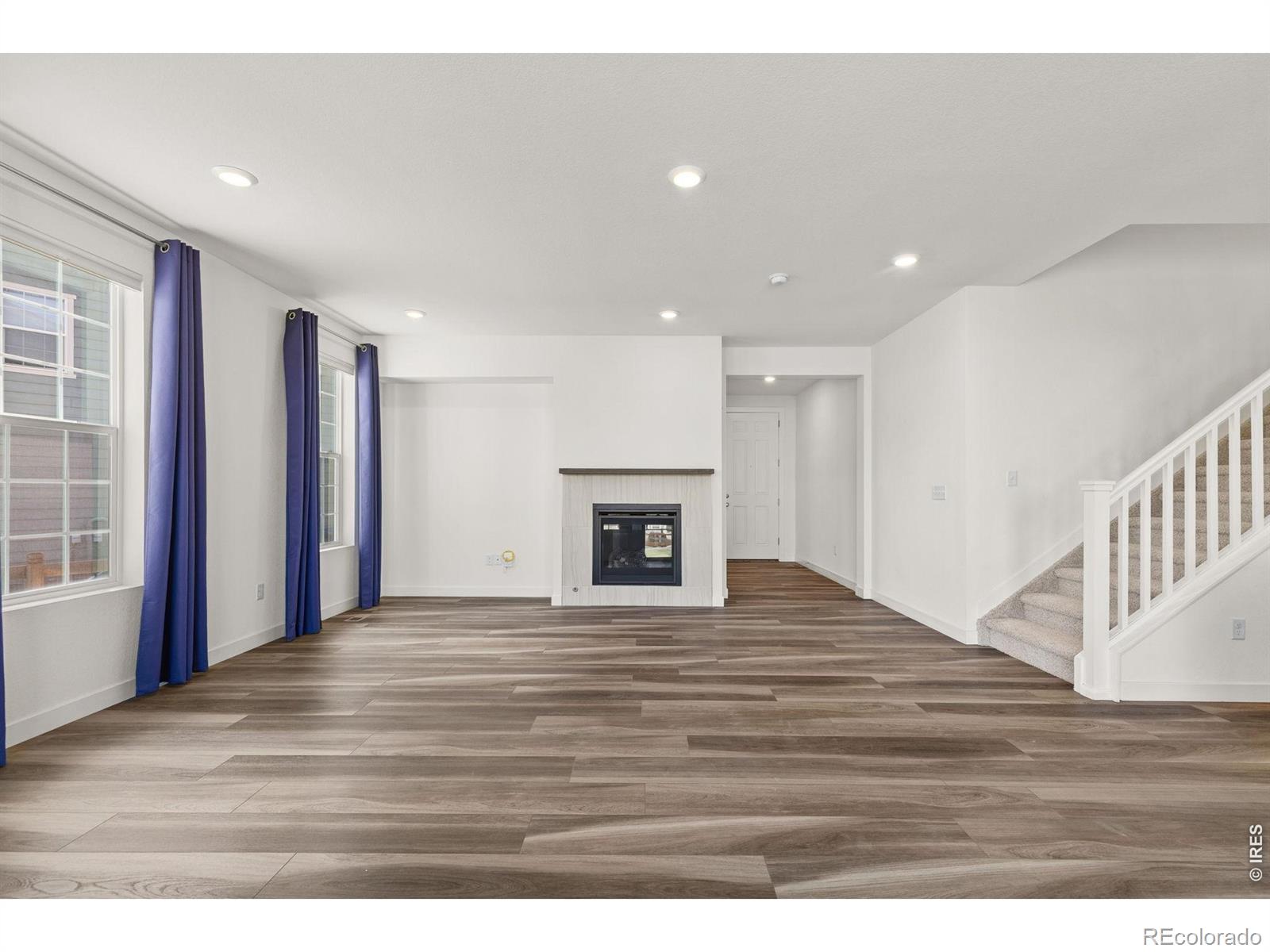 MLS Image #7 for 4532  heatherhill court,longmont, Colorado