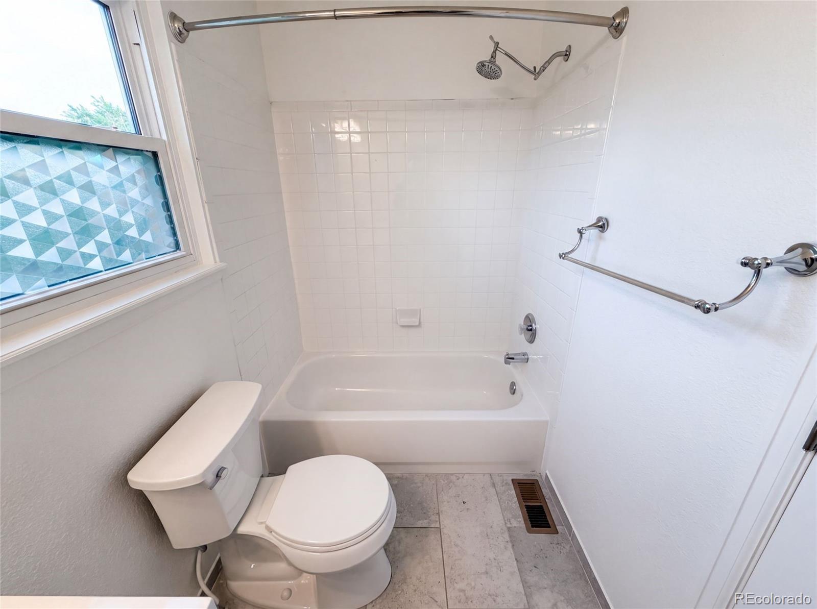 MLS Image #23 for 4149 s rome street,aurora, Colorado