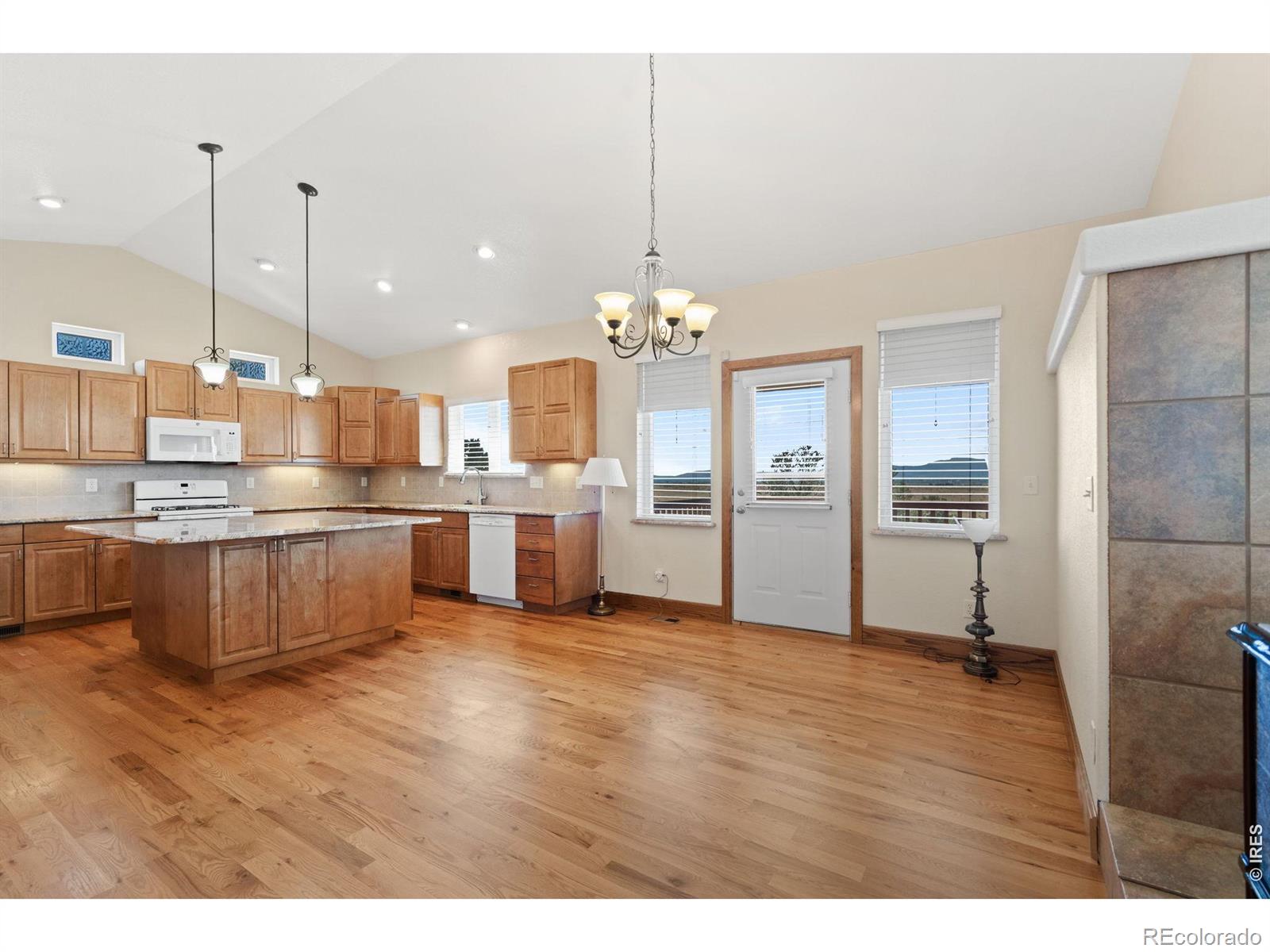MLS Image #10 for 6045  county road 100 ,wellington, Colorado