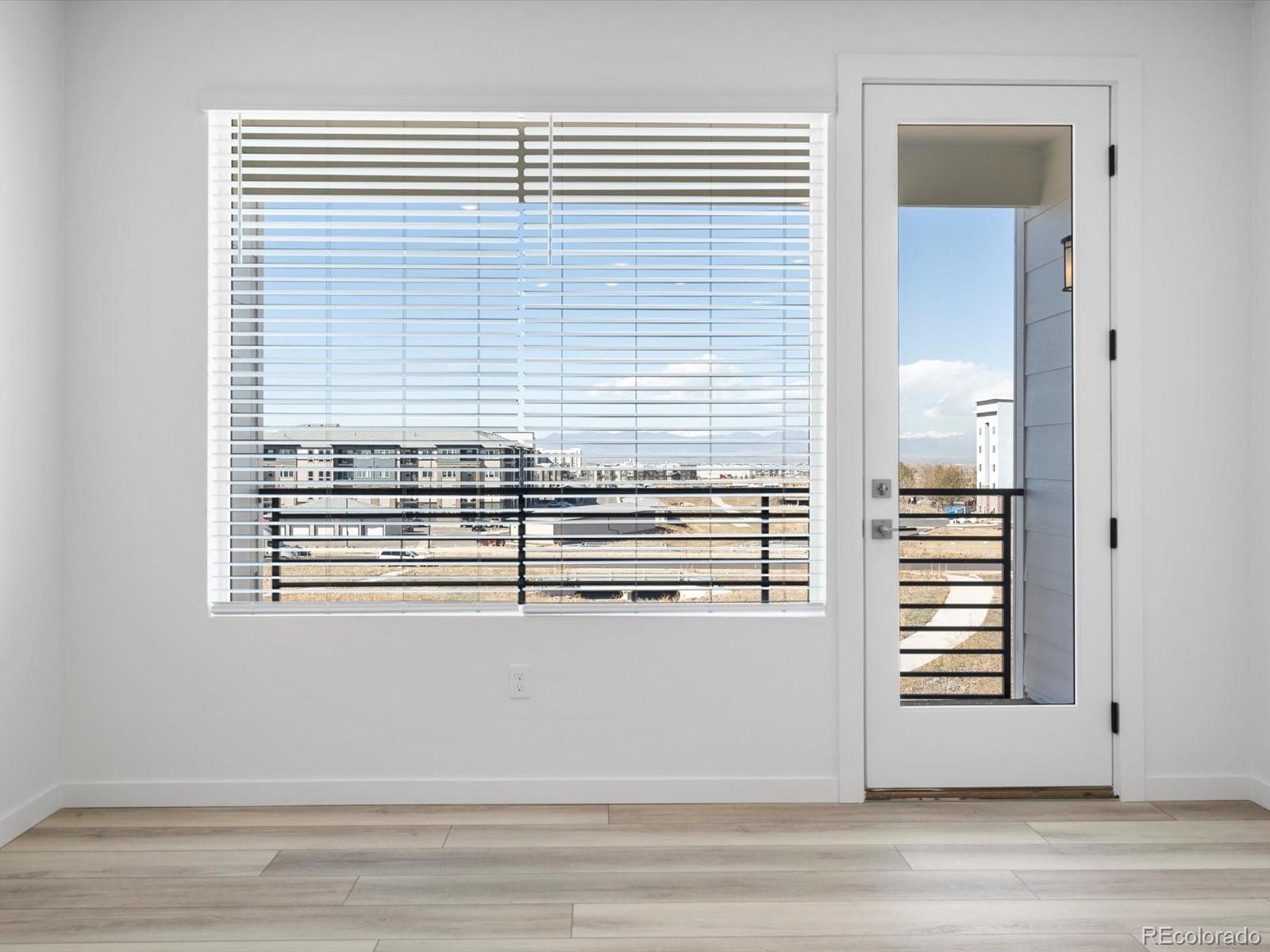 MLS Image #14 for 6153 n ceylon street,denver, Colorado