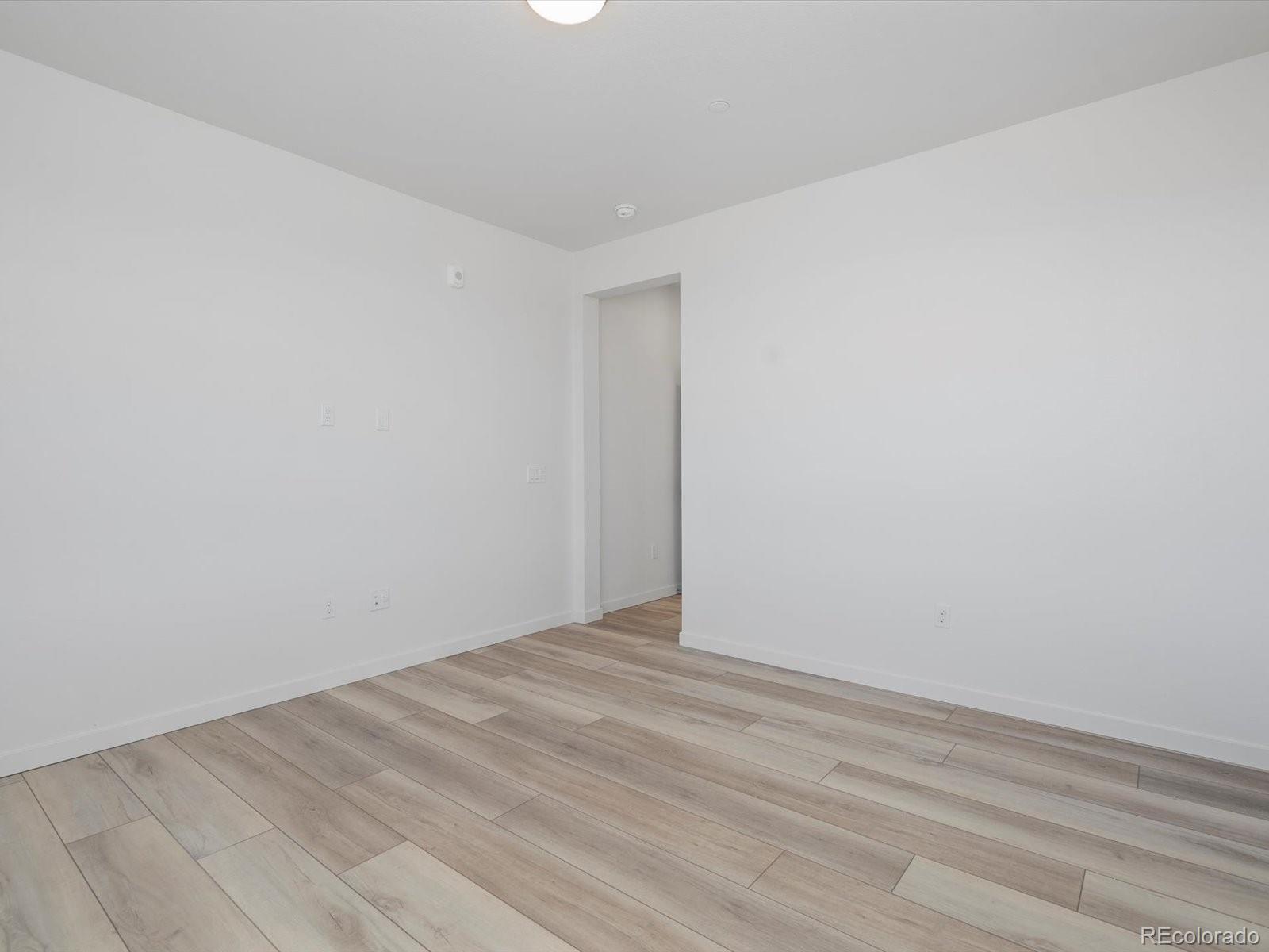 MLS Image #29 for 6153 n ceylon street,denver, Colorado