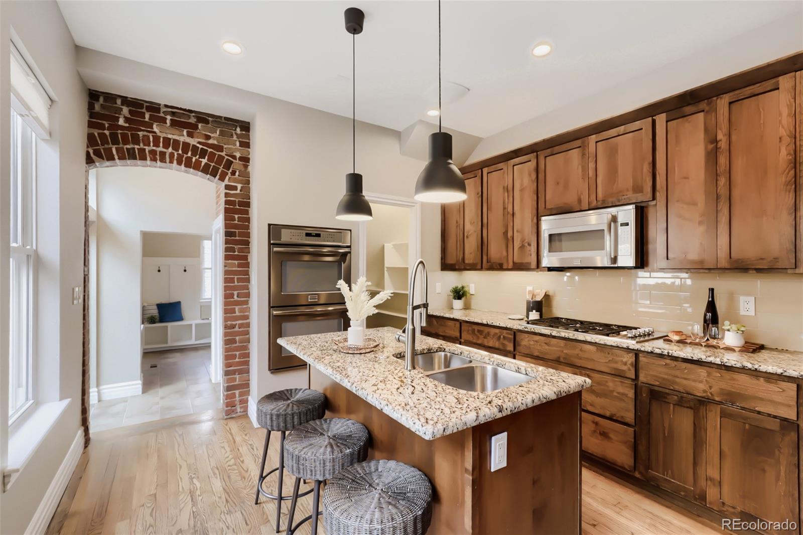 MLS Image #8 for 3137  stout street,denver, Colorado