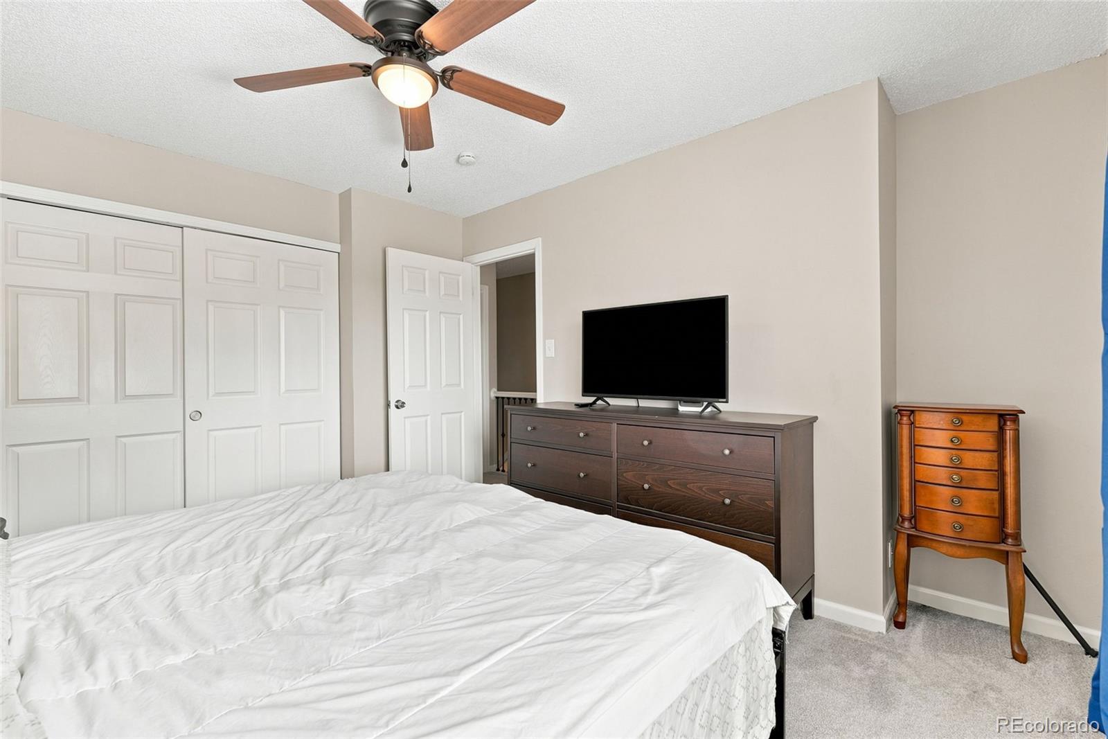 MLS Image #17 for 1935 s peoria street,aurora, Colorado