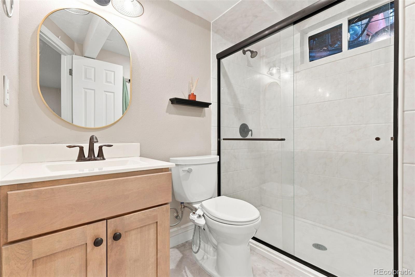 MLS Image #27 for 1935 s peoria street,aurora, Colorado