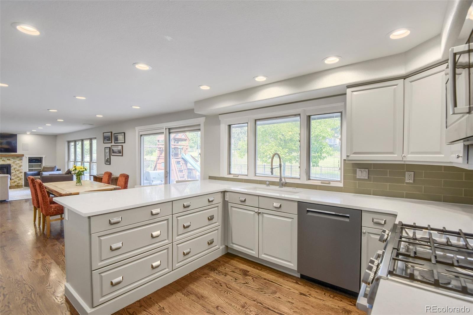 MLS Image #7 for 6484 s newport court,centennial, Colorado