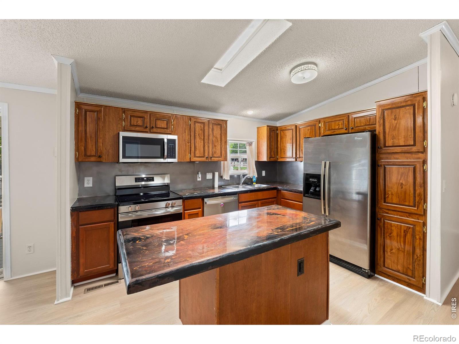 MLS Image #14 for 1142  caroline court,loveland, Colorado