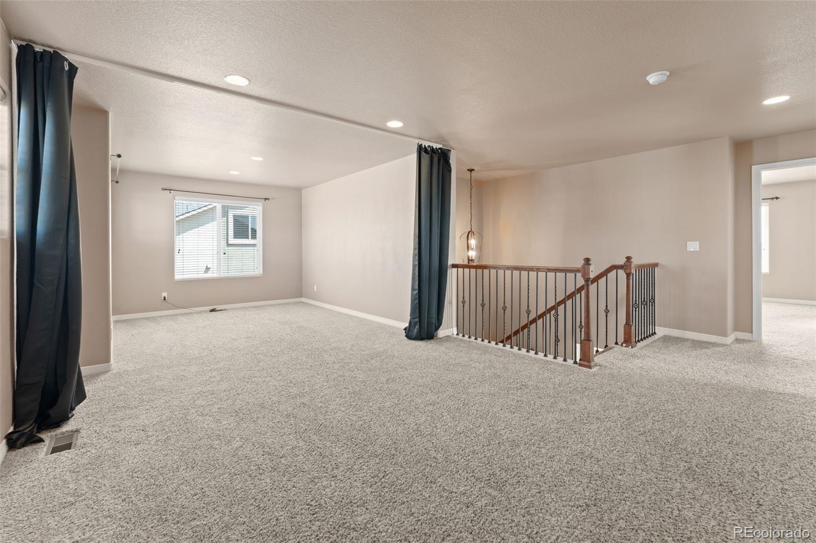 MLS Image #24 for 7926  dutchl loop,colorado springs, Colorado