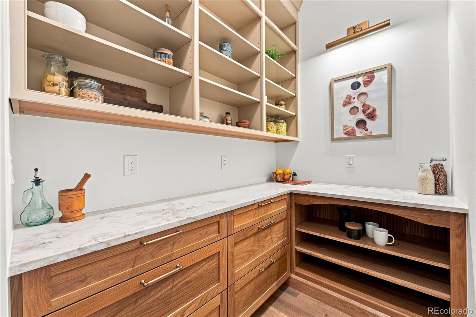 MLS Image #11 for 845 s medea way,denver, Colorado