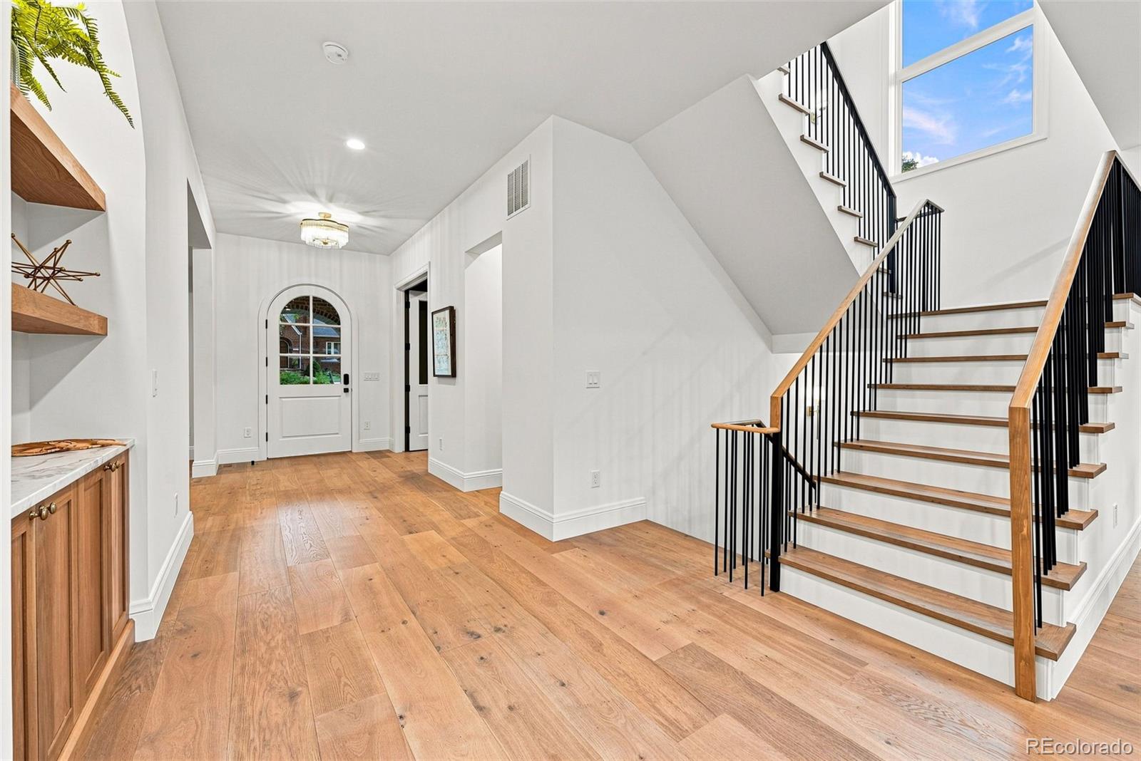 MLS Image #14 for 845 s medea way,denver, Colorado