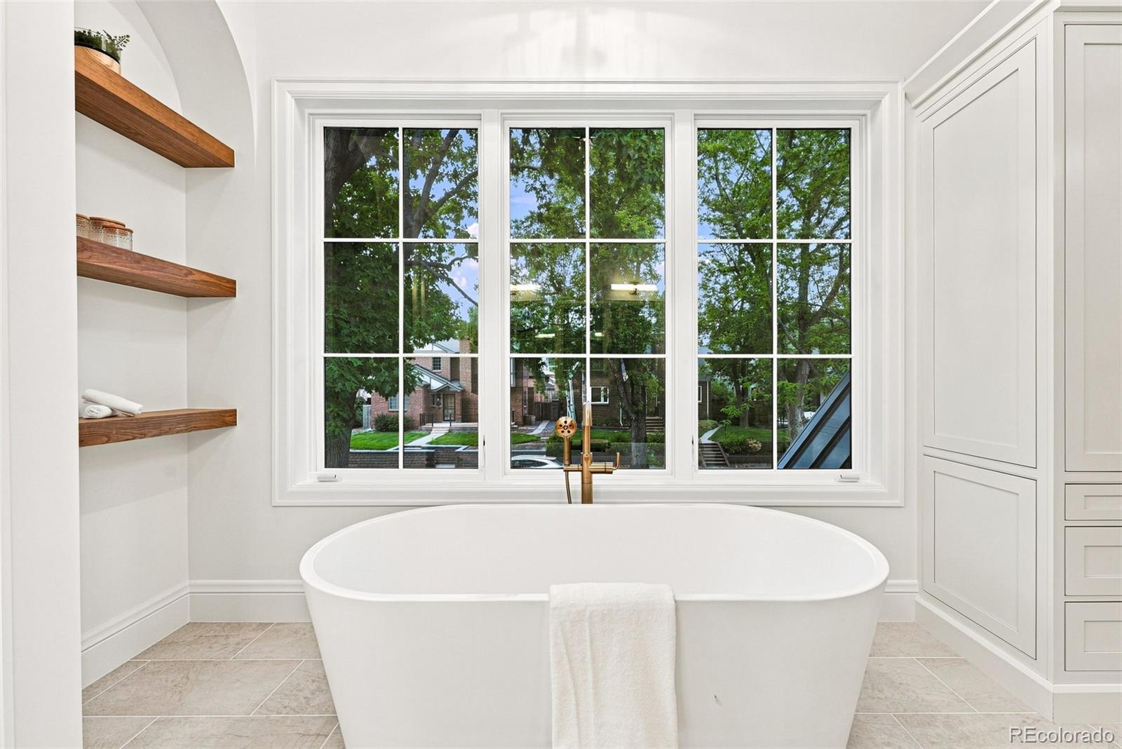 MLS Image #23 for 845 s medea way,denver, Colorado