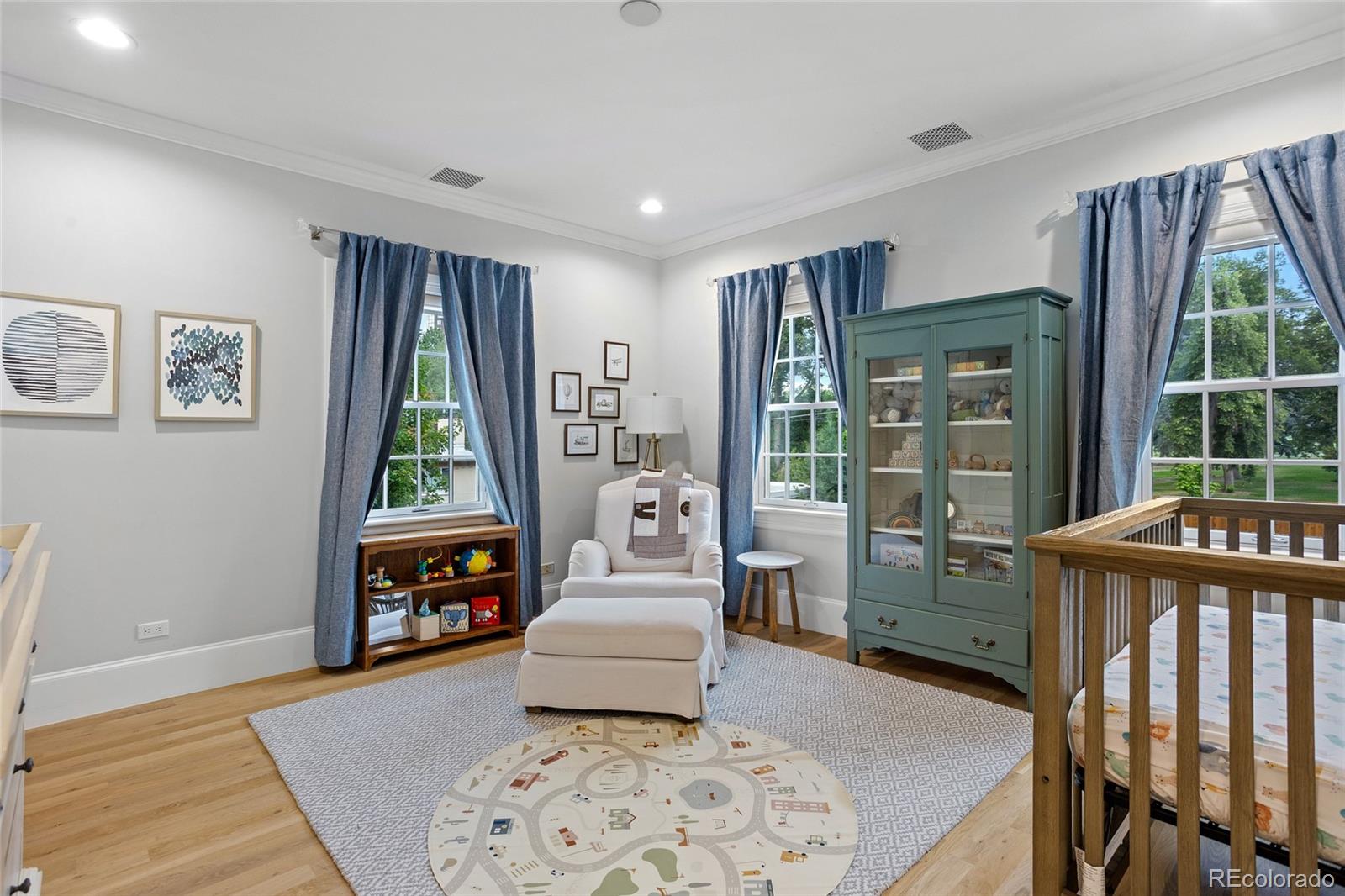 MLS Image #26 for 1120 n humboldt street,denver, Colorado