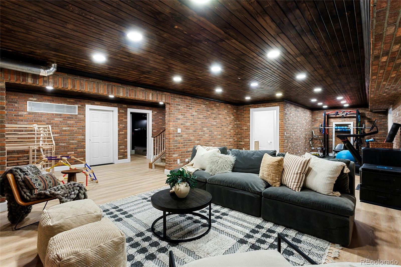 MLS Image #33 for 1120 n humboldt street,denver, Colorado