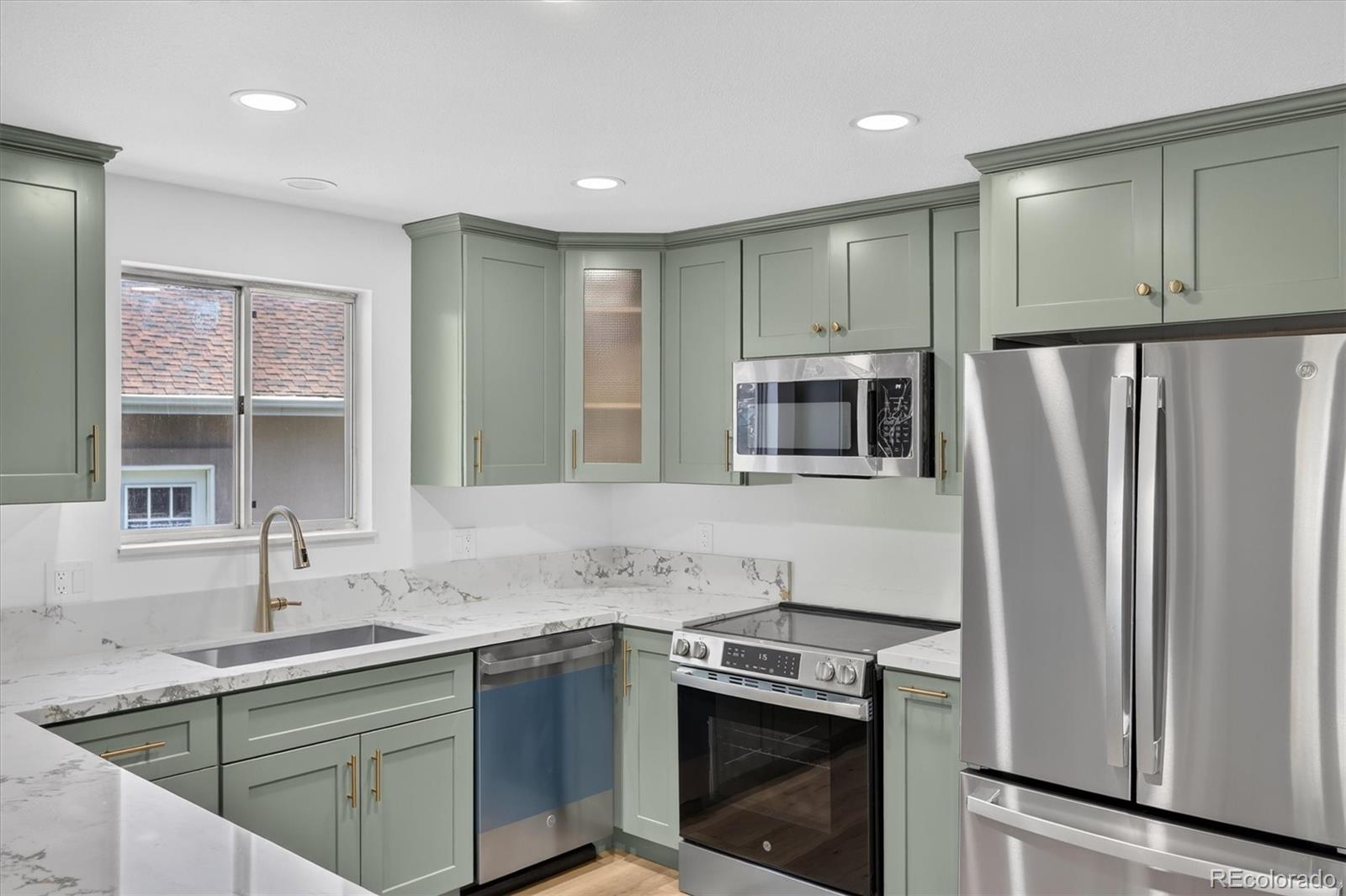 MLS Image #4 for 7975  dudley court,arvada, Colorado