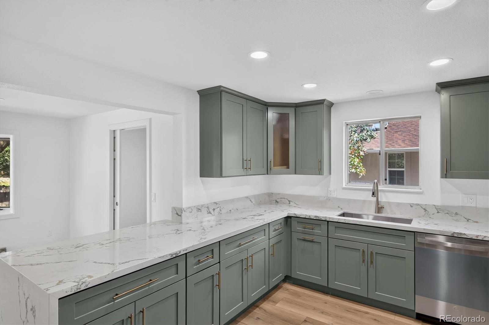 MLS Image #5 for 7975  dudley court,arvada, Colorado