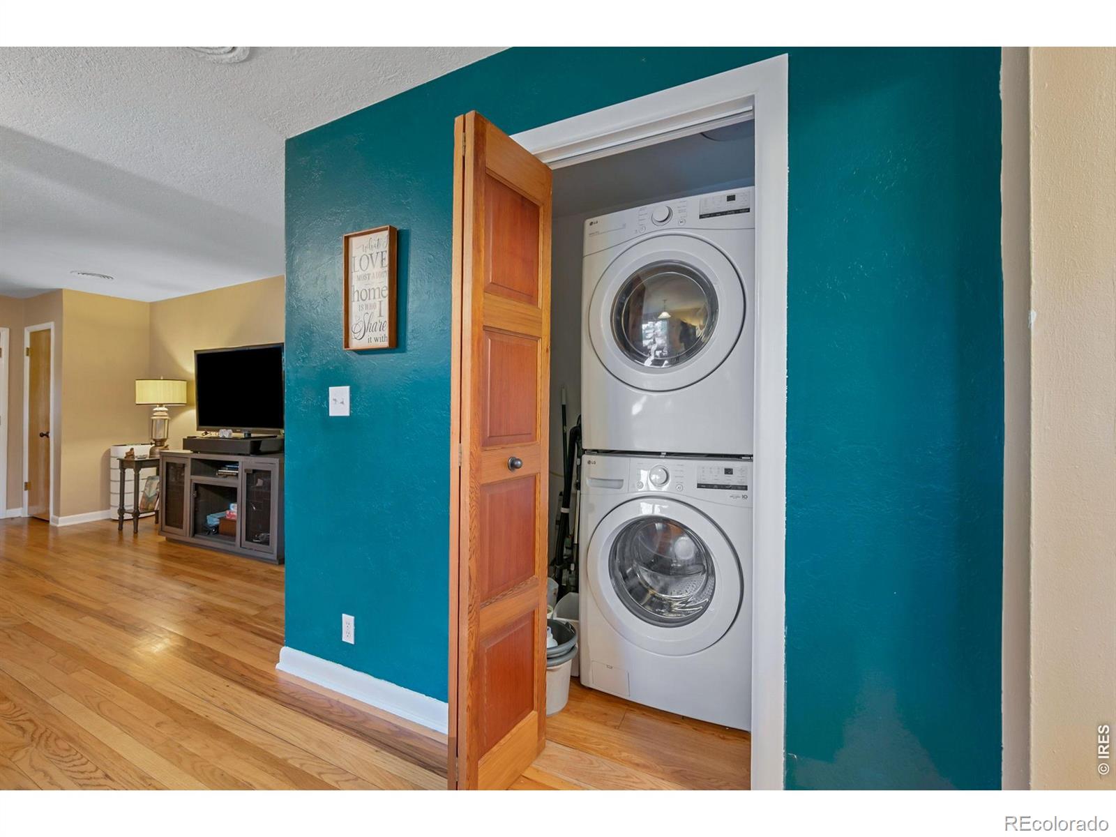 MLS Image #11 for 1709  dale court,fort collins, Colorado