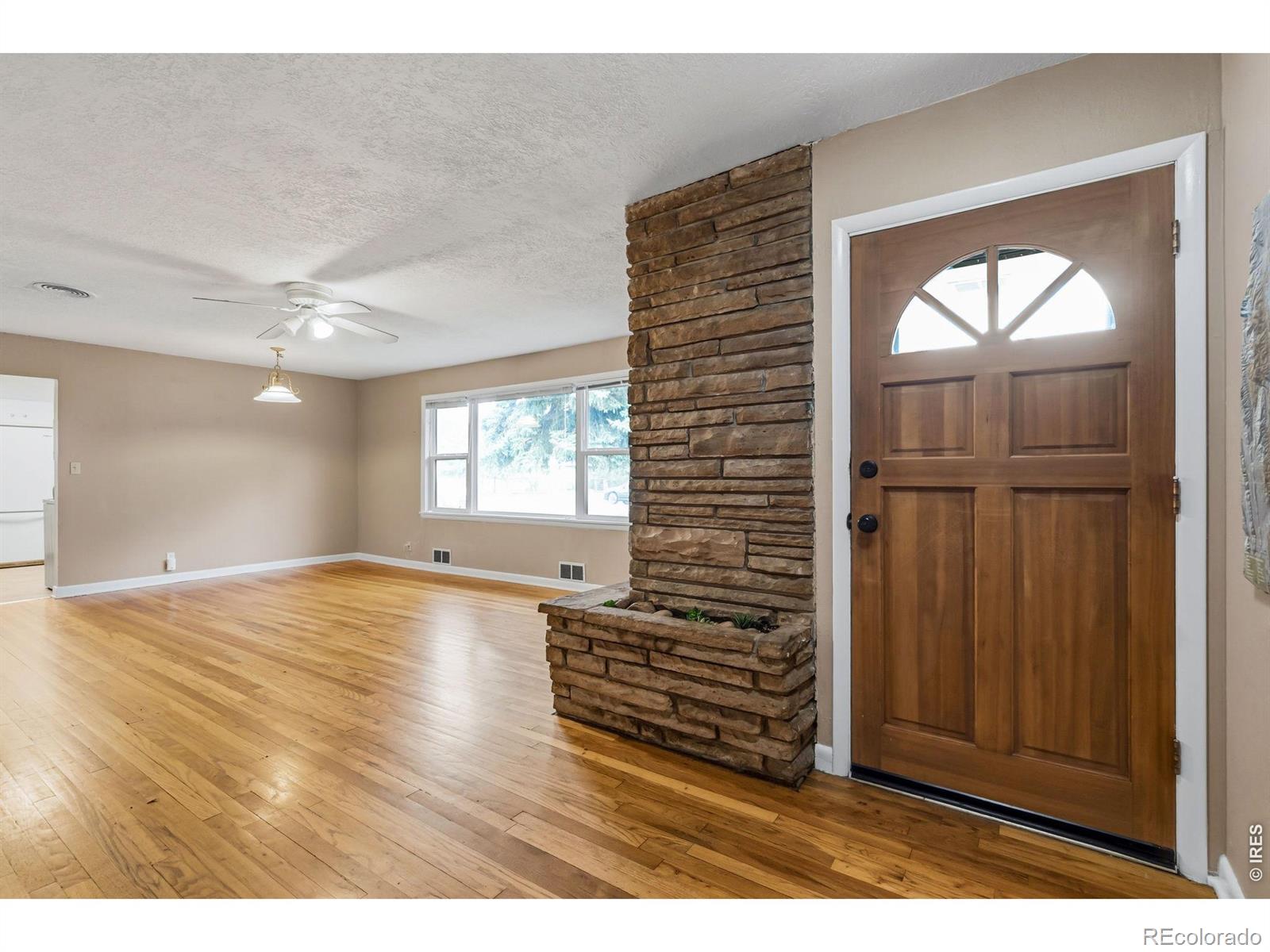 MLS Image #4 for 1709  dale court,fort collins, Colorado
