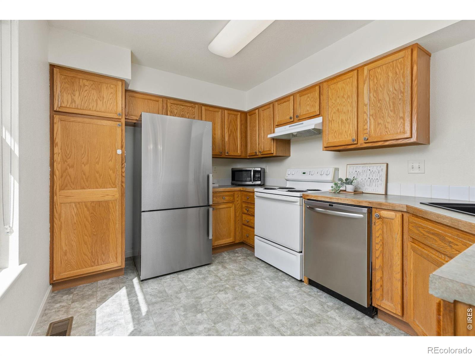 MLS Image #7 for 3703  partridge court,evans, Colorado