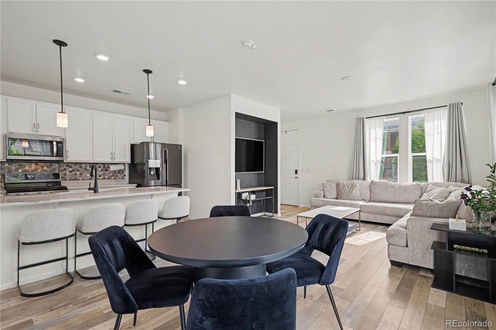 MLS Image #3 for 4386 s nepal street,centennial, Colorado