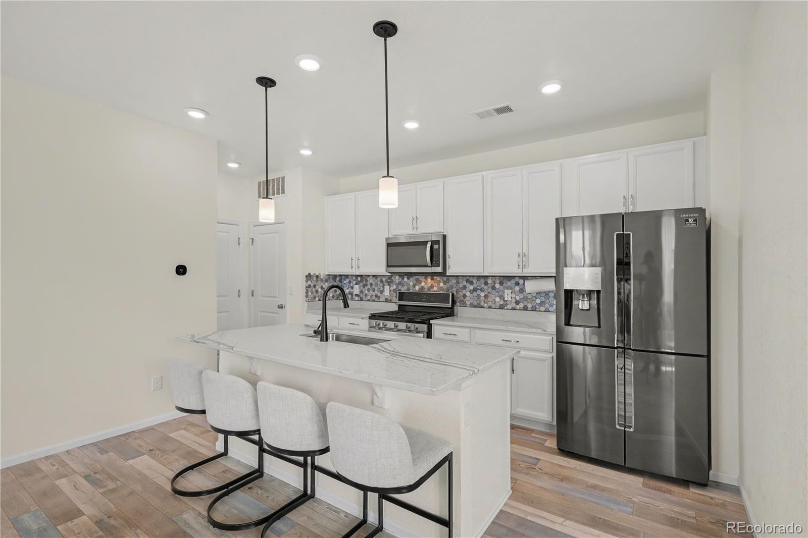 MLS Image #5 for 4386 s nepal street,centennial, Colorado