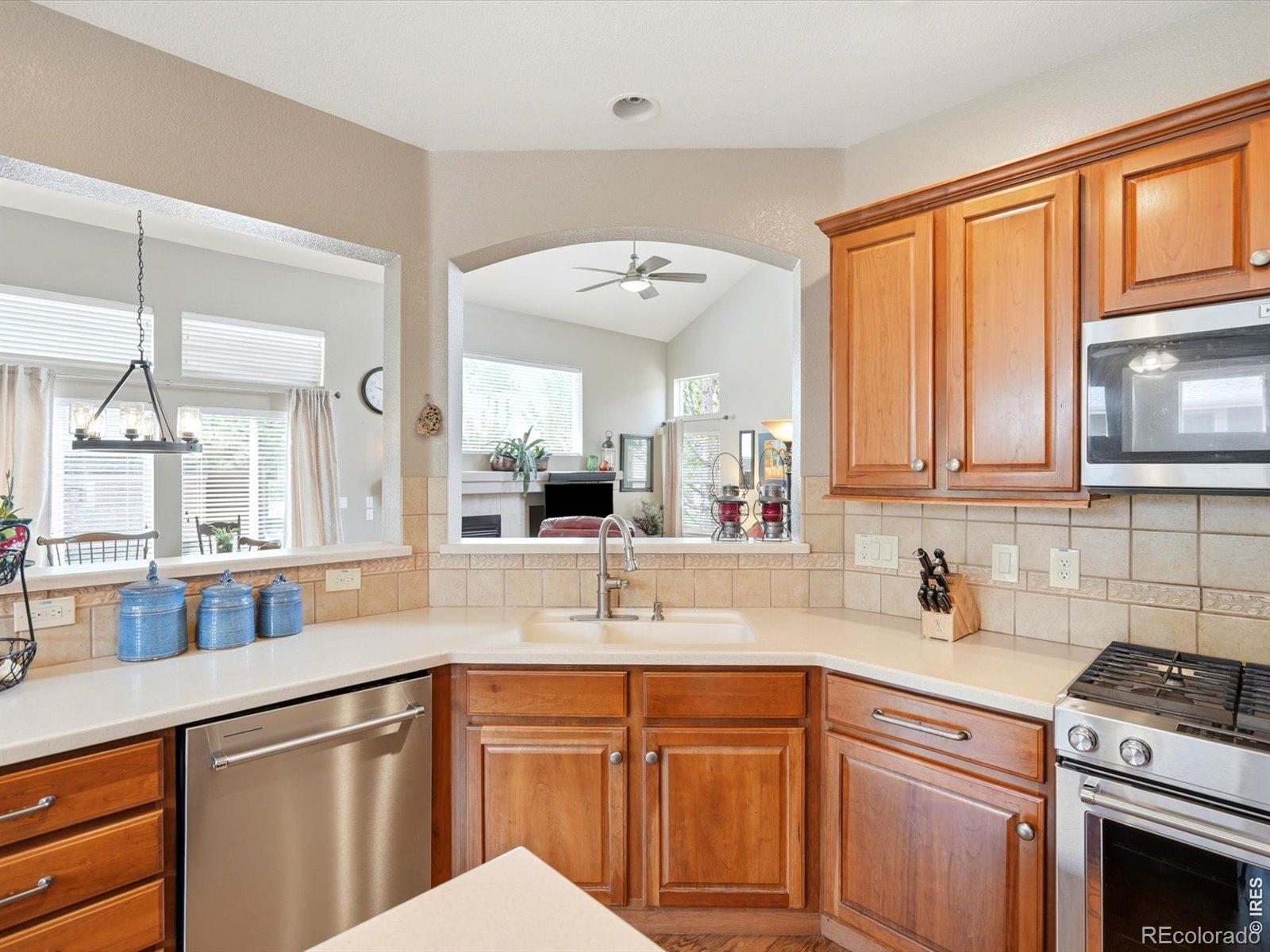 MLS Image #10 for 12623  irving circle,broomfield, Colorado