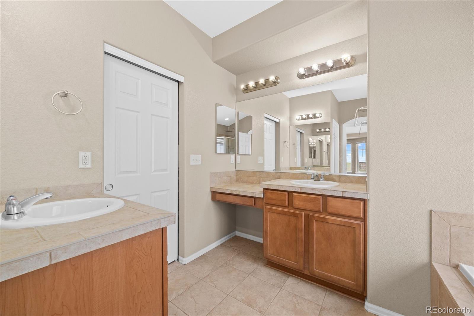 MLS Image #14 for 24025 e wagon trail avenue,aurora, Colorado
