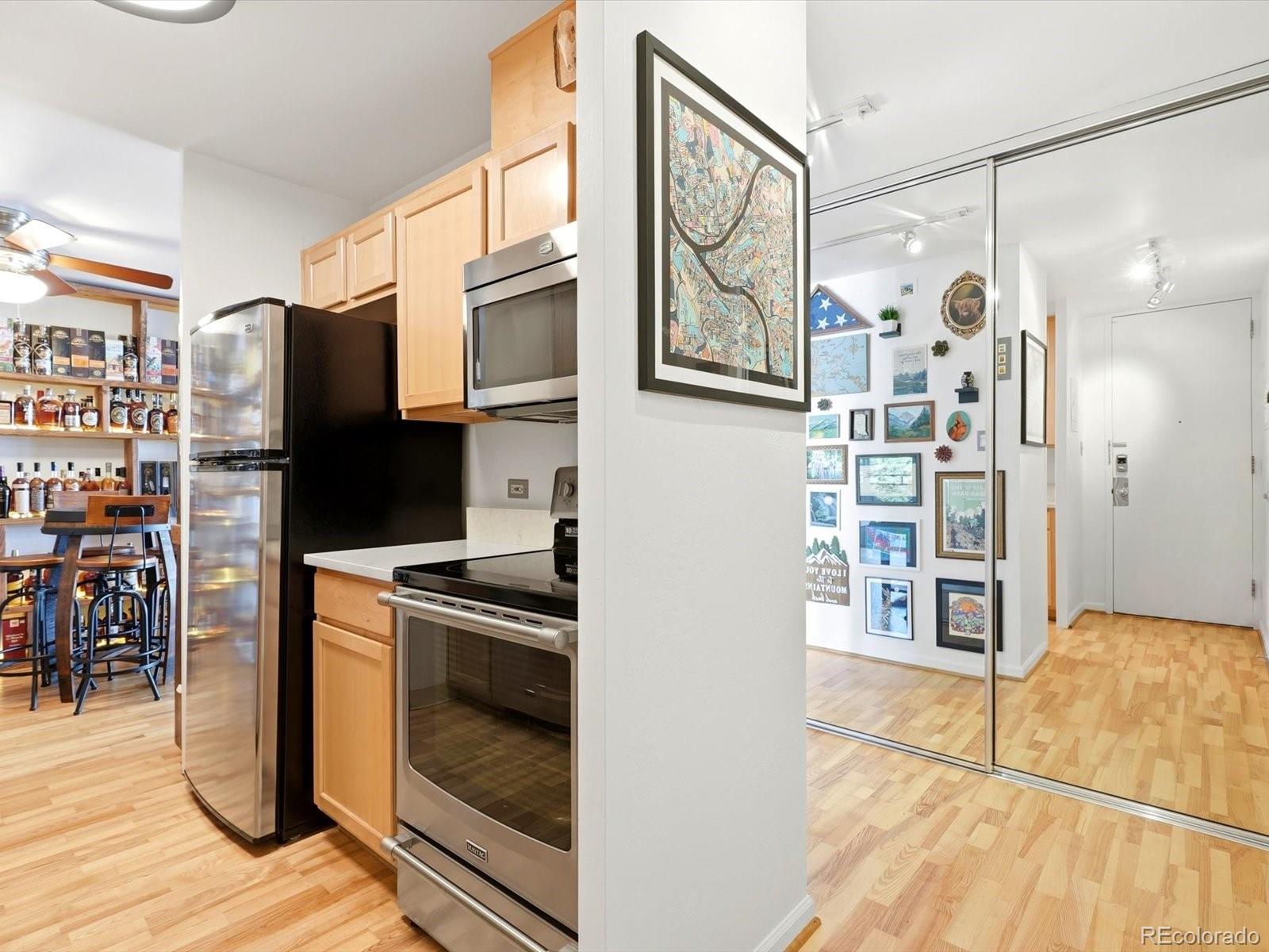 MLS Image #4 for 1200  vine street 5e,denver, Colorado