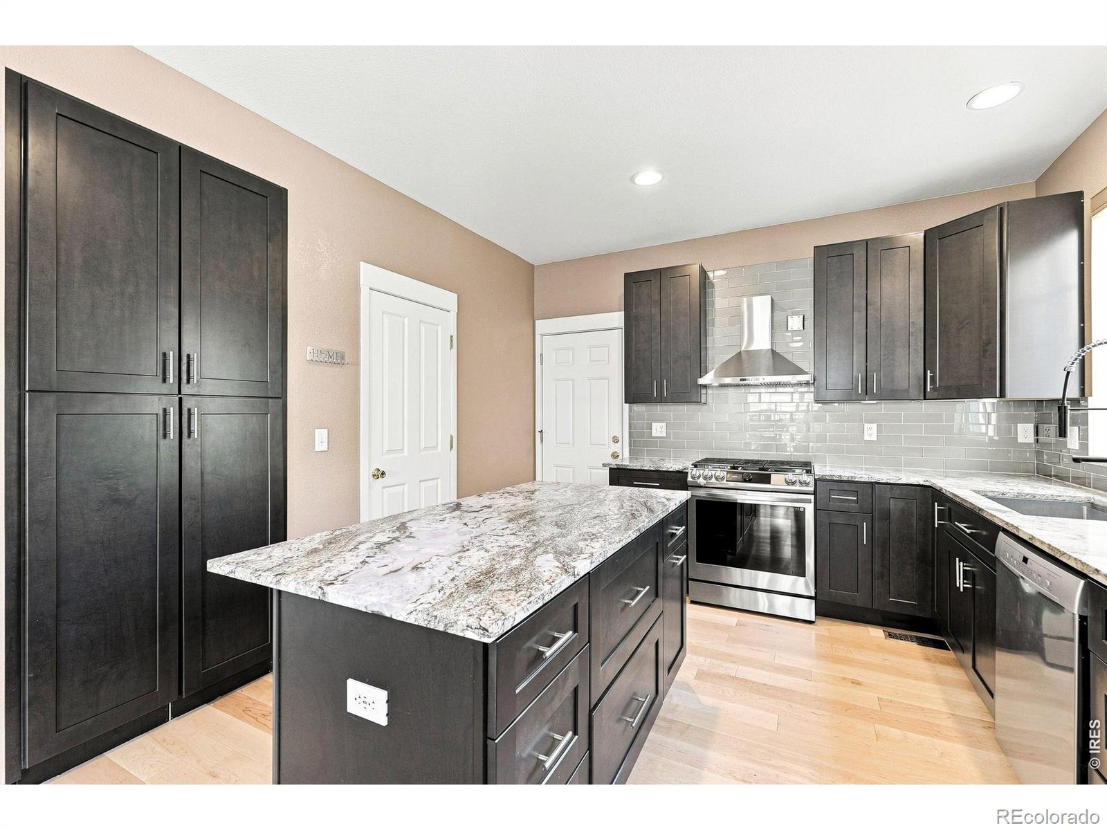 MLS Image #13 for 13275  niwot trail,broomfield, Colorado
