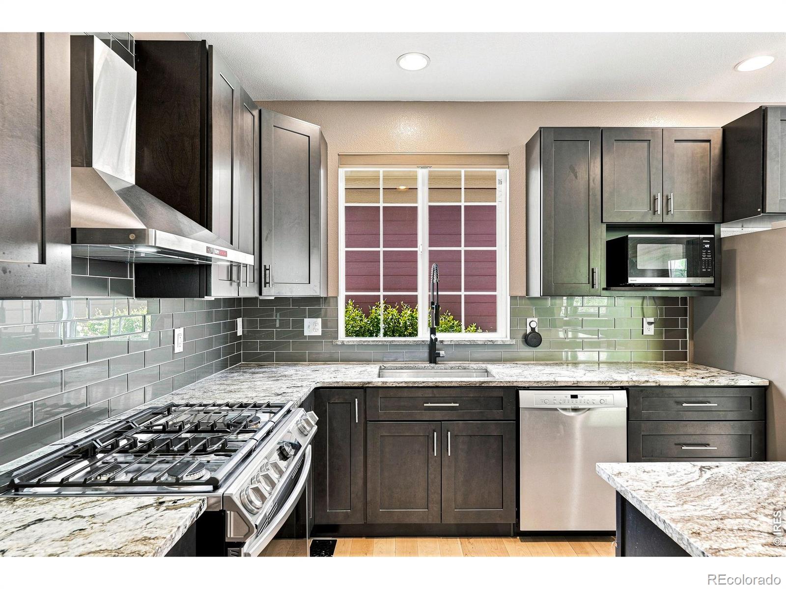 MLS Image #18 for 13275  niwot trail,broomfield, Colorado