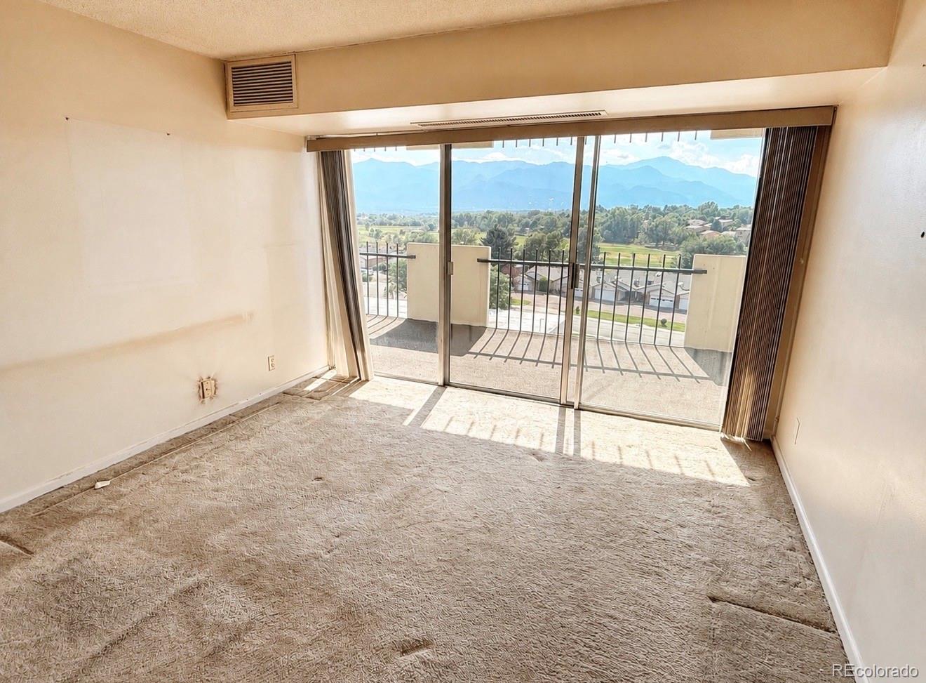 MLS Image #10 for 411  lakewood circle,colorado springs, Colorado
