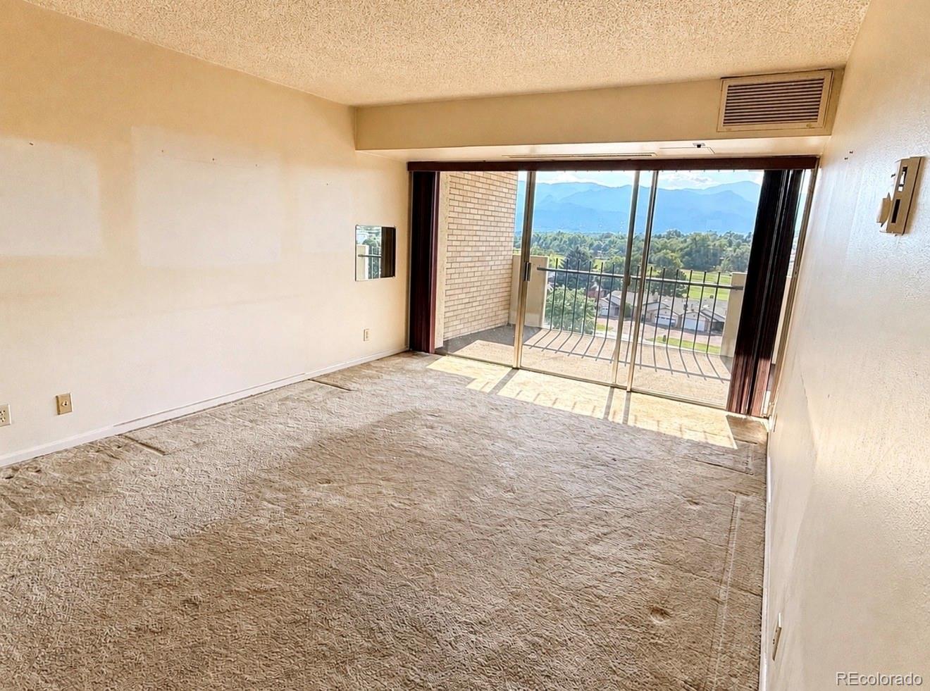 MLS Image #13 for 411  lakewood circle,colorado springs, Colorado