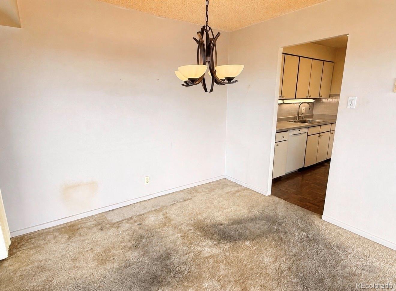 MLS Image #6 for 411  lakewood circle,colorado springs, Colorado