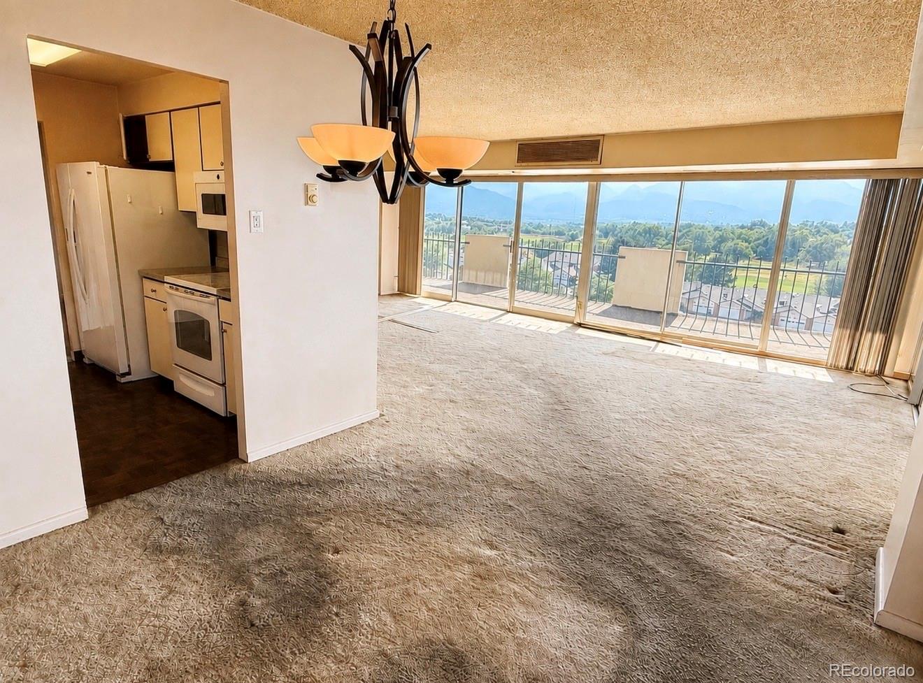 MLS Image #7 for 411  lakewood circle,colorado springs, Colorado