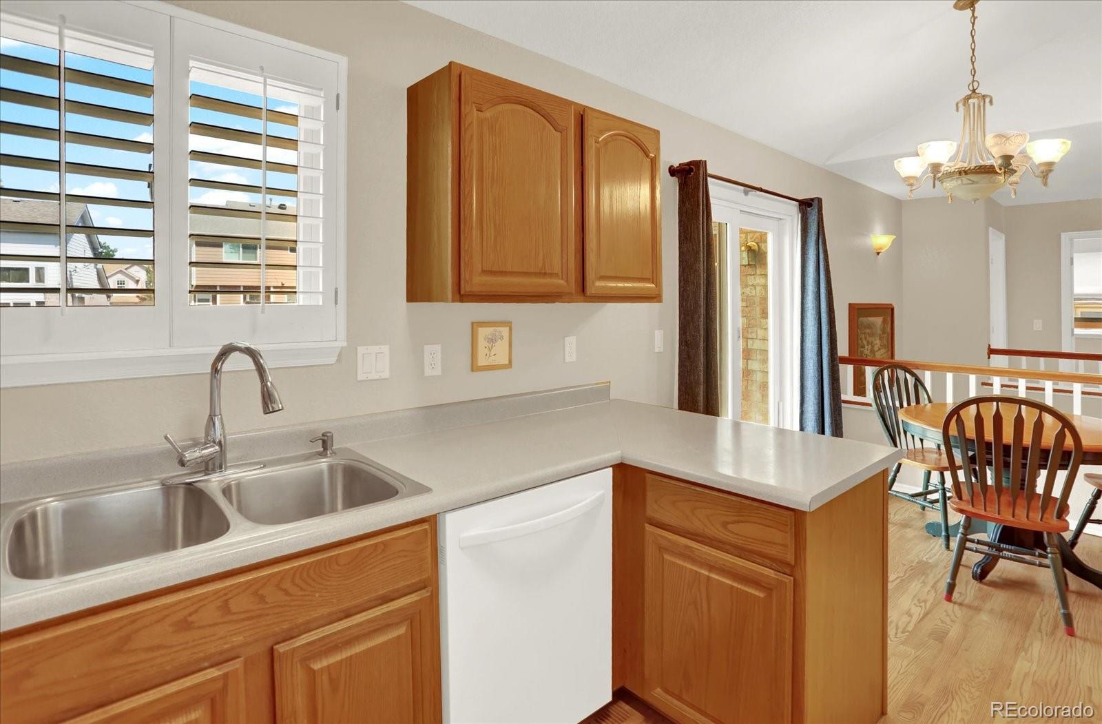 MLS Image #11 for 2804  elaine drive,broomfield, Colorado