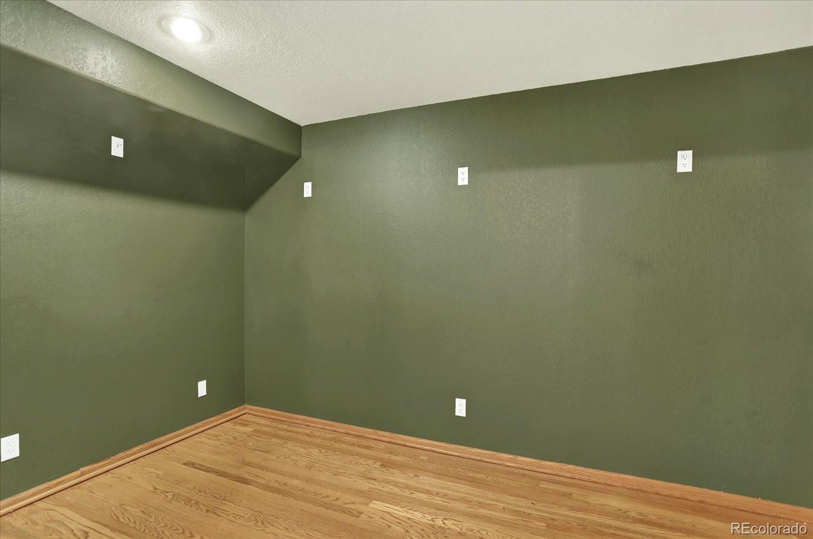 MLS Image #28 for 2804  elaine drive,broomfield, Colorado