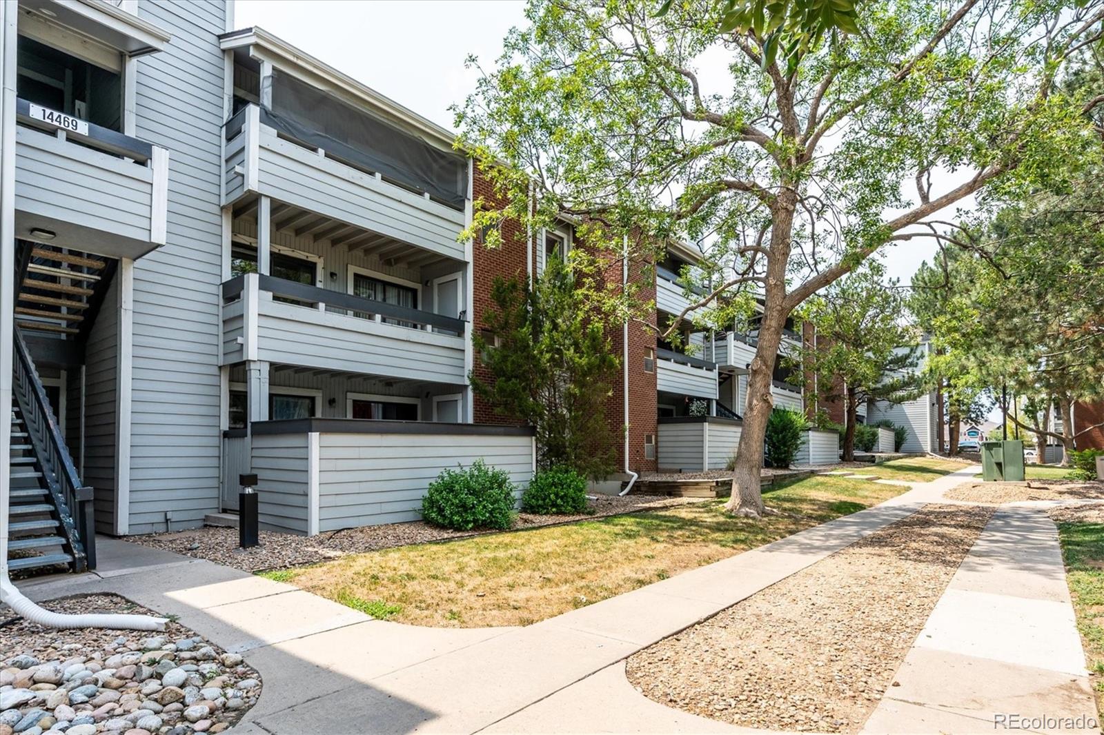 MLS Image #2 for 14469 e 1st drive,aurora, Colorado