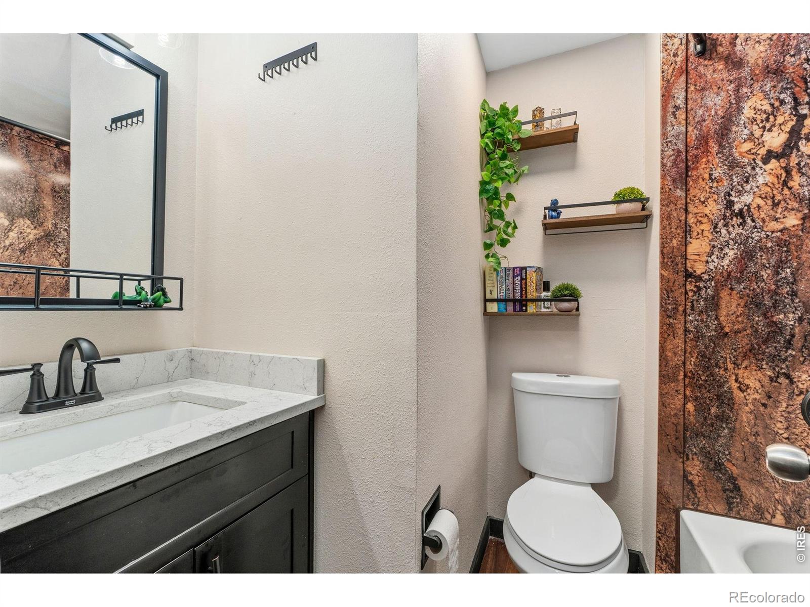 MLS Image #14 for 2850 n steele street,denver, Colorado