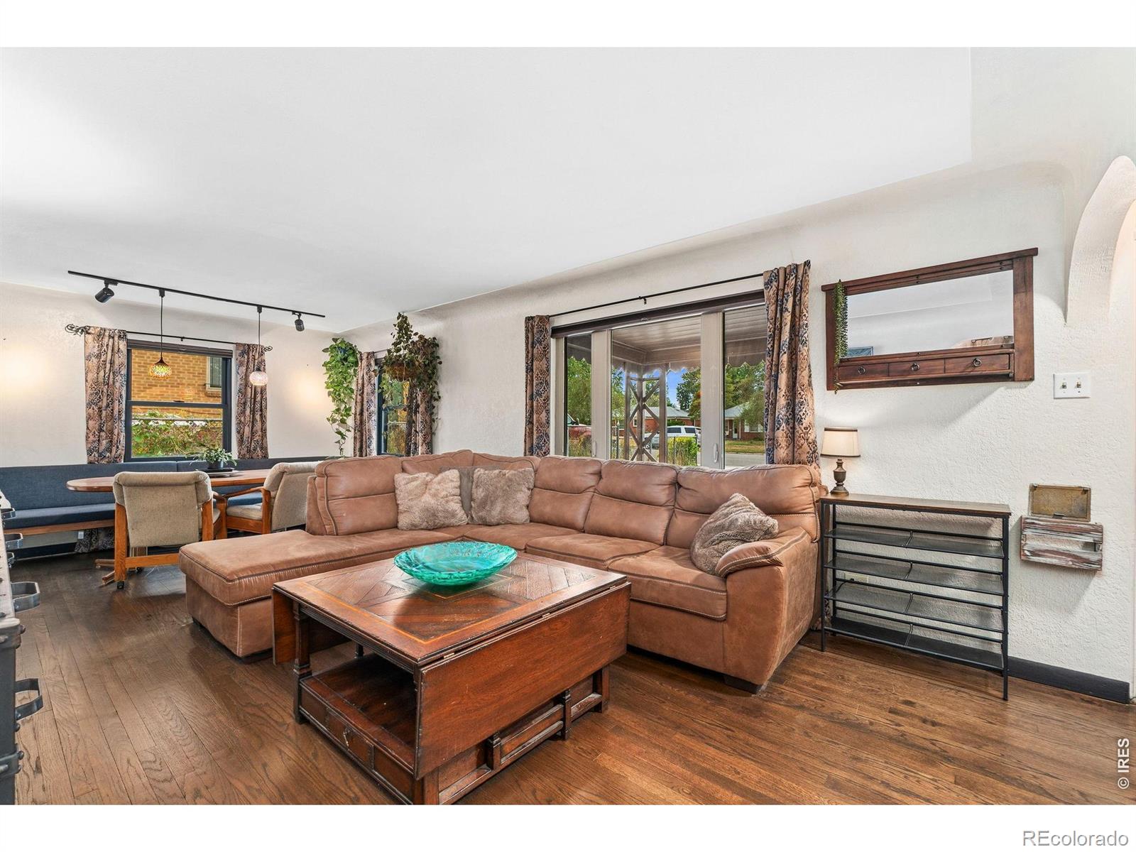 MLS Image #3 for 2850 n steele street,denver, Colorado