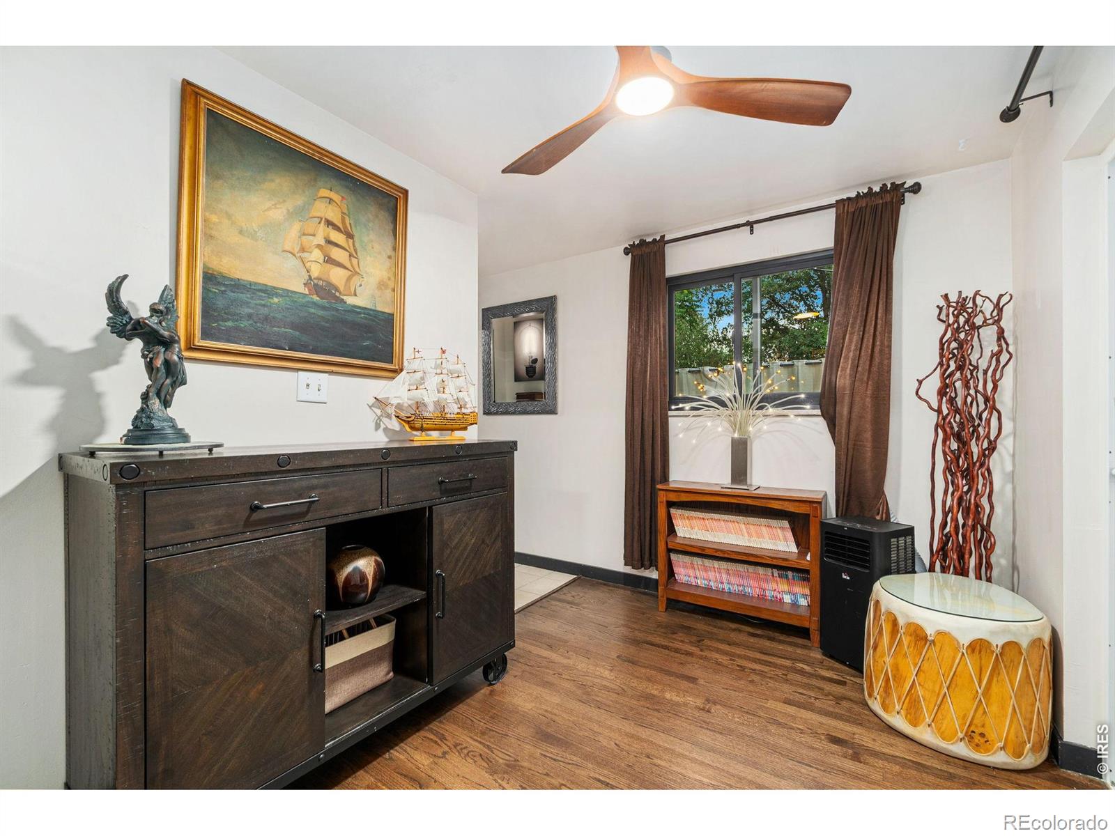 MLS Image #9 for 2850 n steele street,denver, Colorado