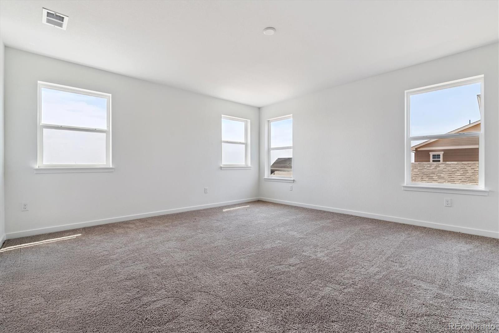 MLS Image #14 for 25010 e 42nd avenue,aurora, Colorado