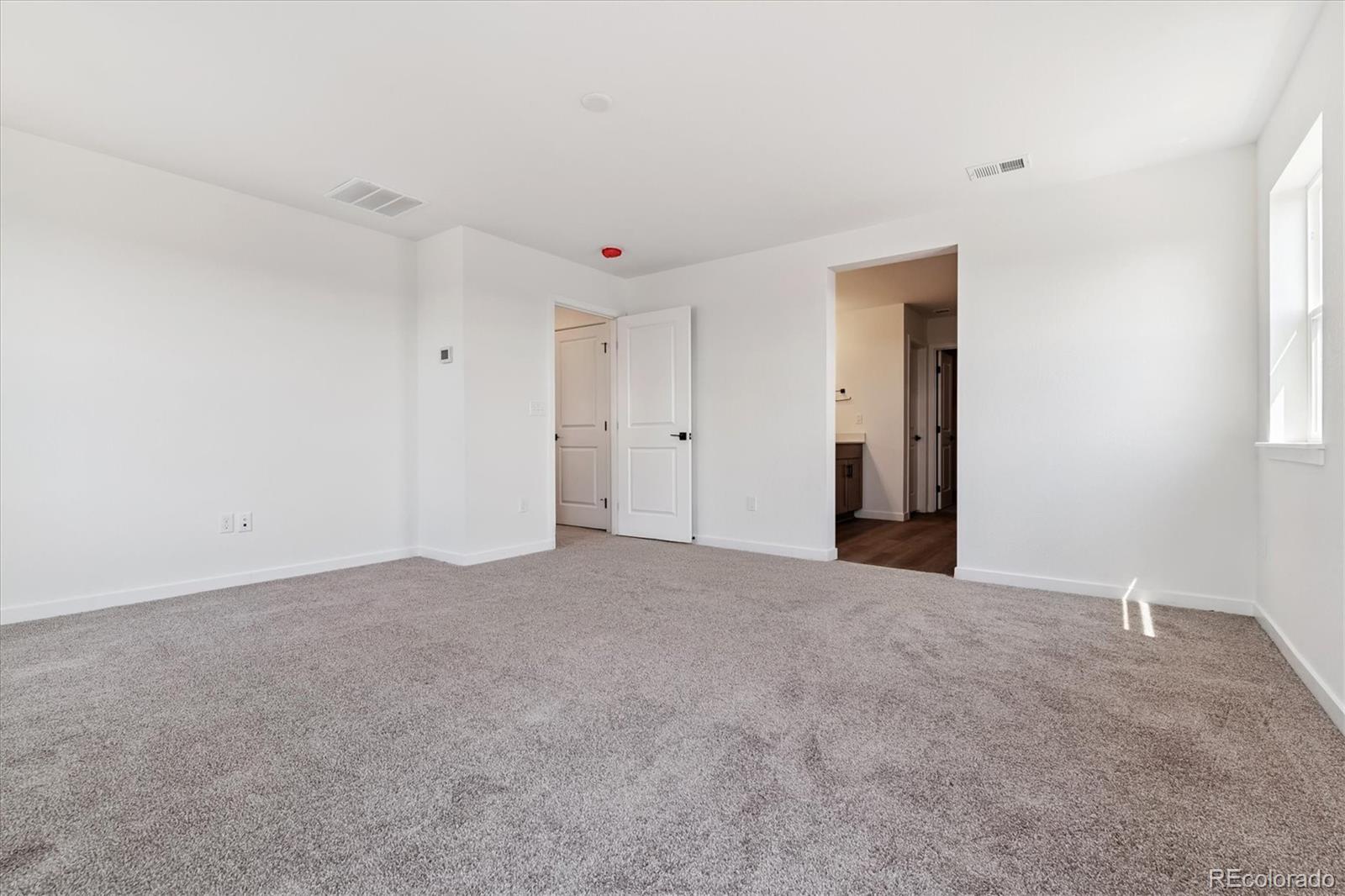 MLS Image #15 for 25010 e 42nd avenue,aurora, Colorado