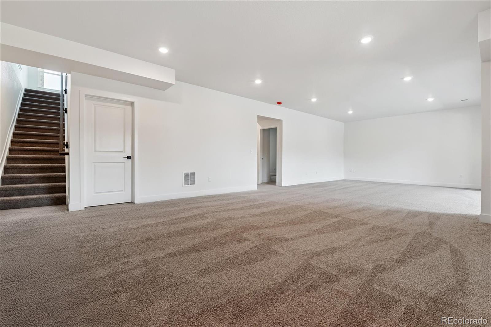 MLS Image #24 for 25010 e 42nd avenue,aurora, Colorado