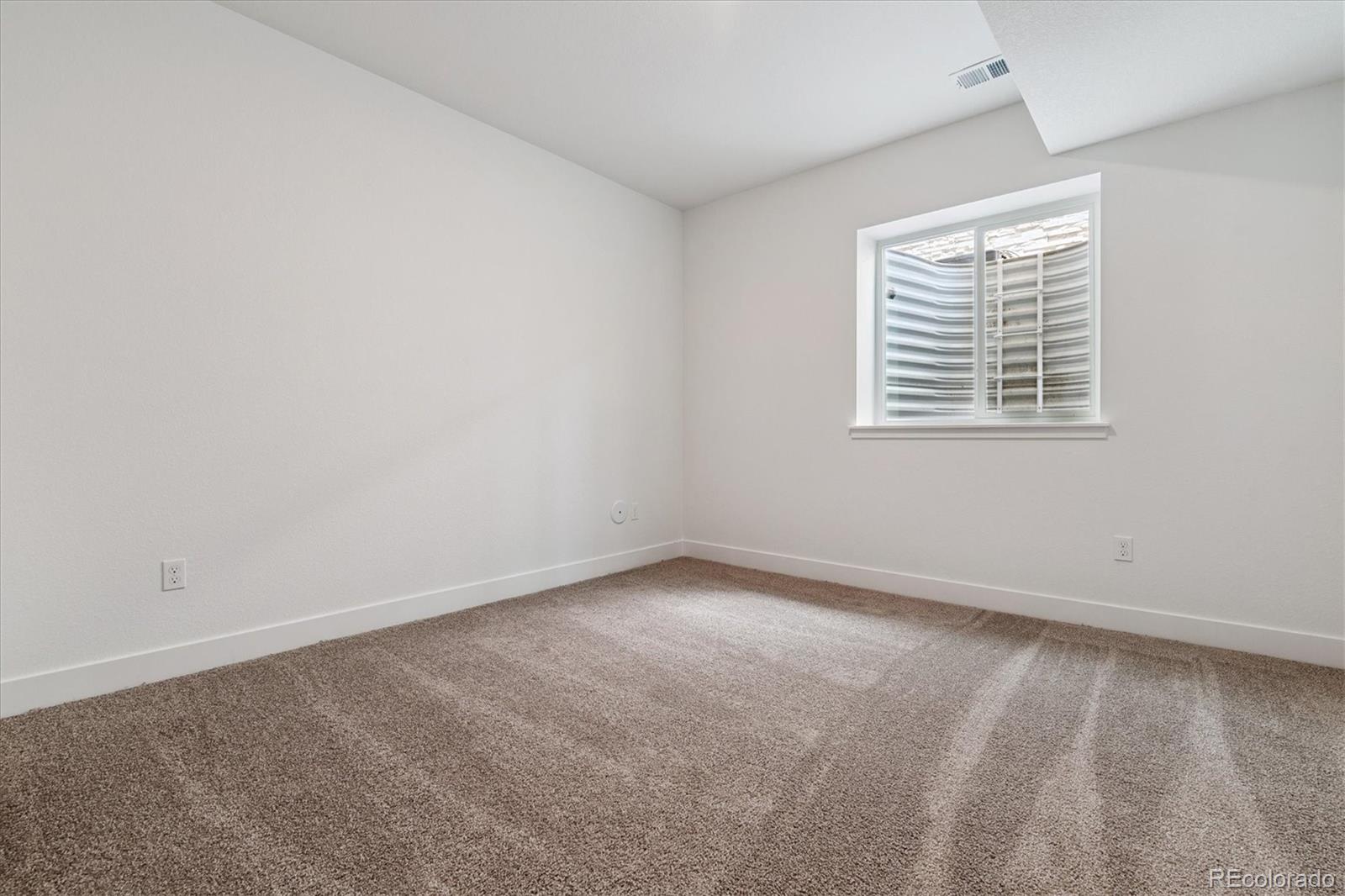 MLS Image #27 for 25010 e 42nd avenue,aurora, Colorado