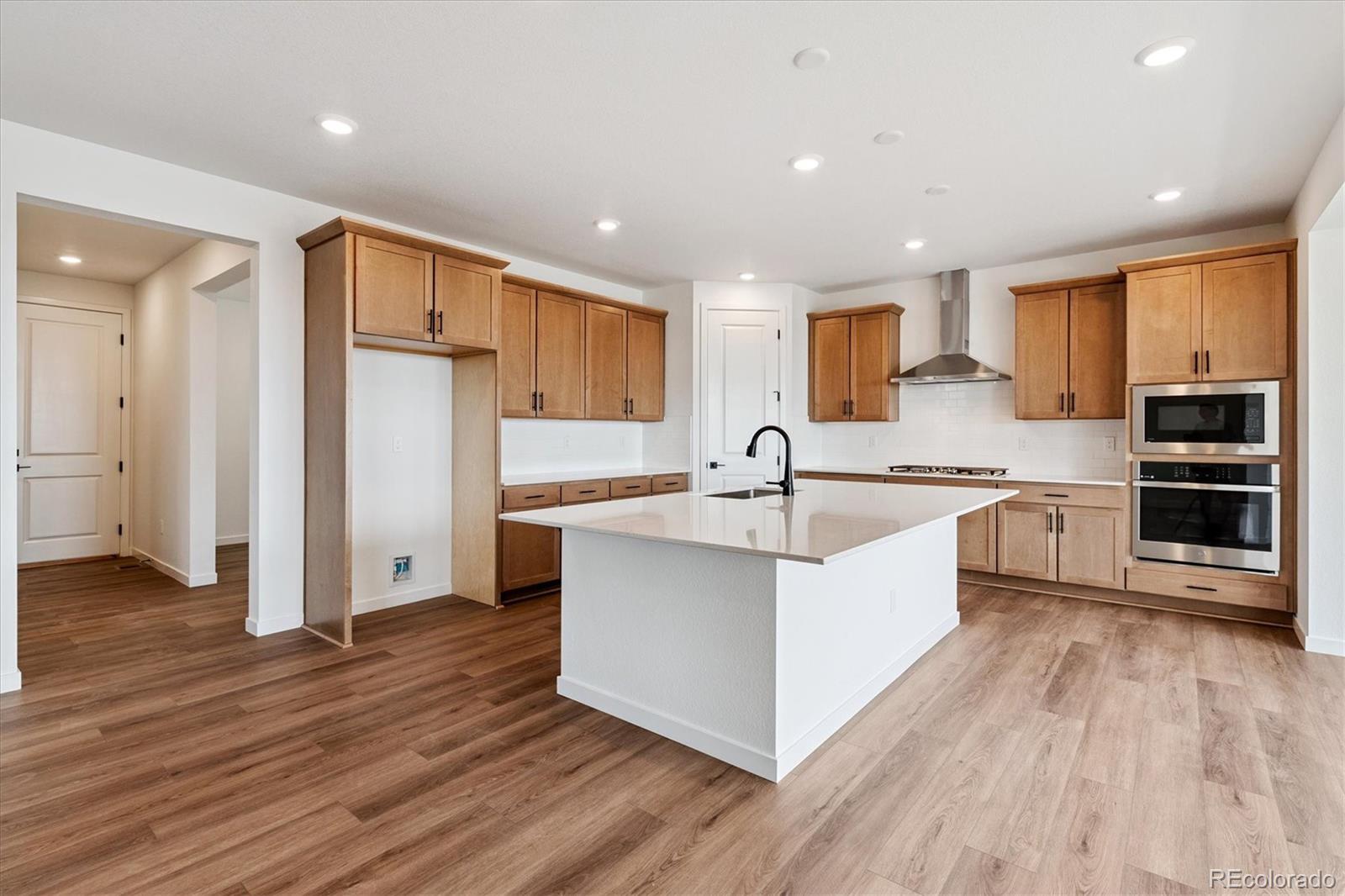 MLS Image #5 for 25010 e 42nd avenue,aurora, Colorado