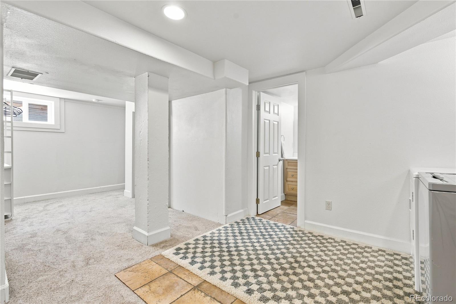 MLS Image #36 for 1987 s sherman street,denver, Colorado