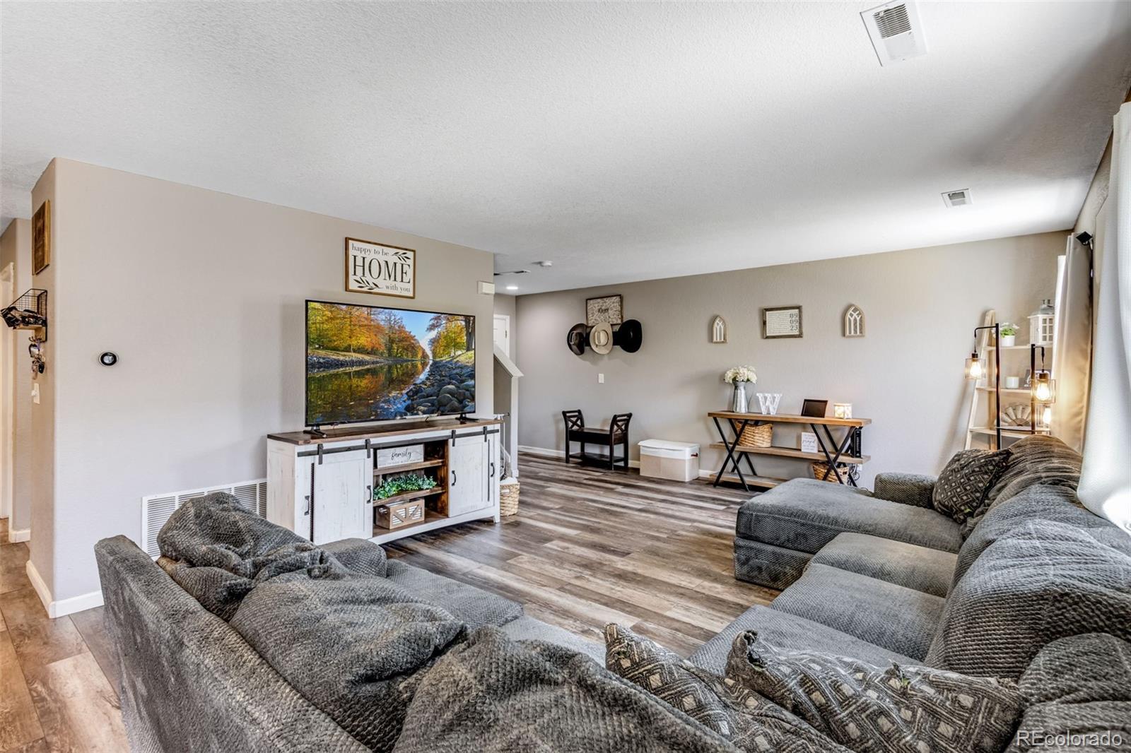 MLS Image #4 for 741  canyon lane,brighton, Colorado