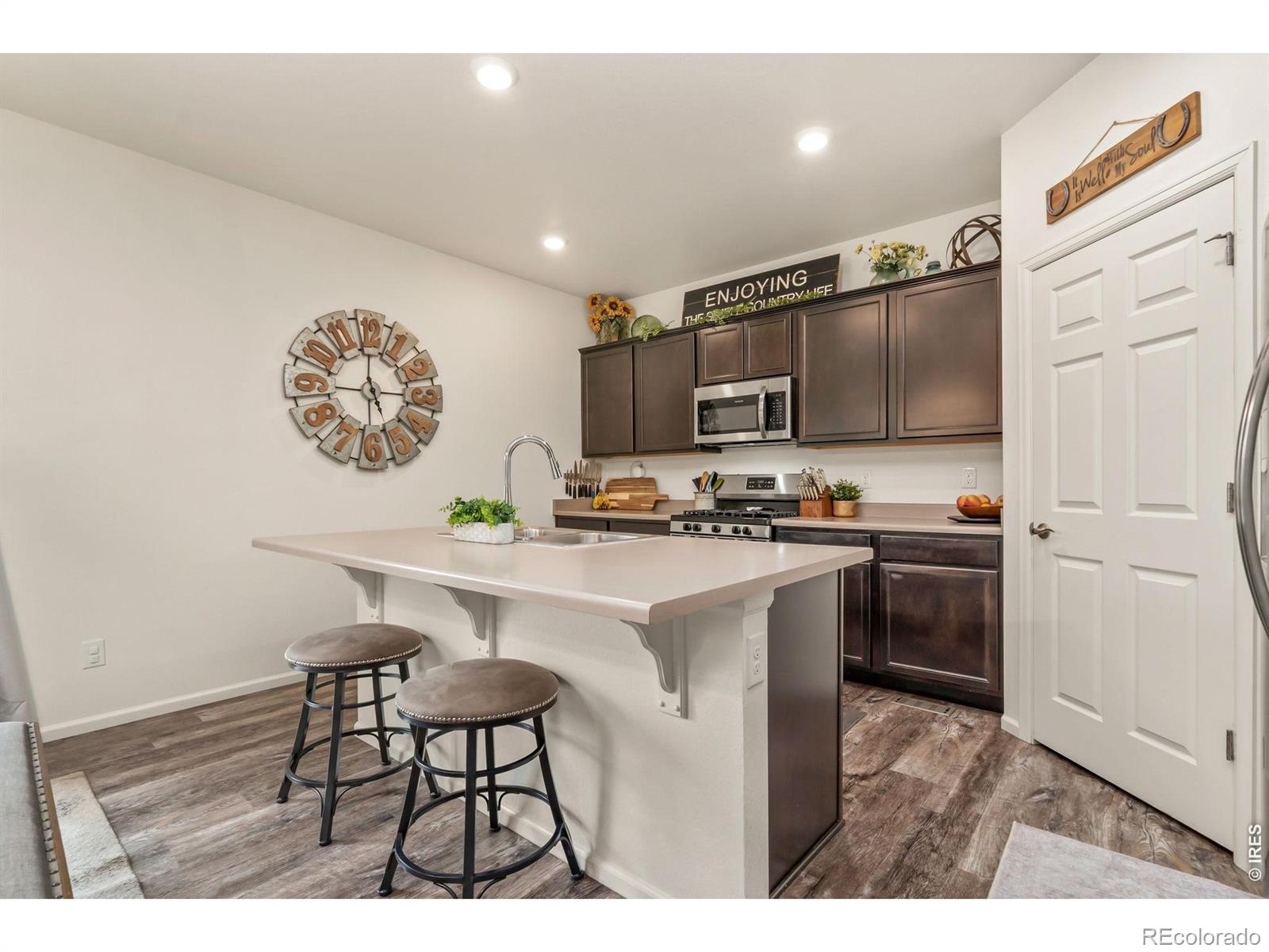 MLS Image #16 for 323  central avenue,severance, Colorado