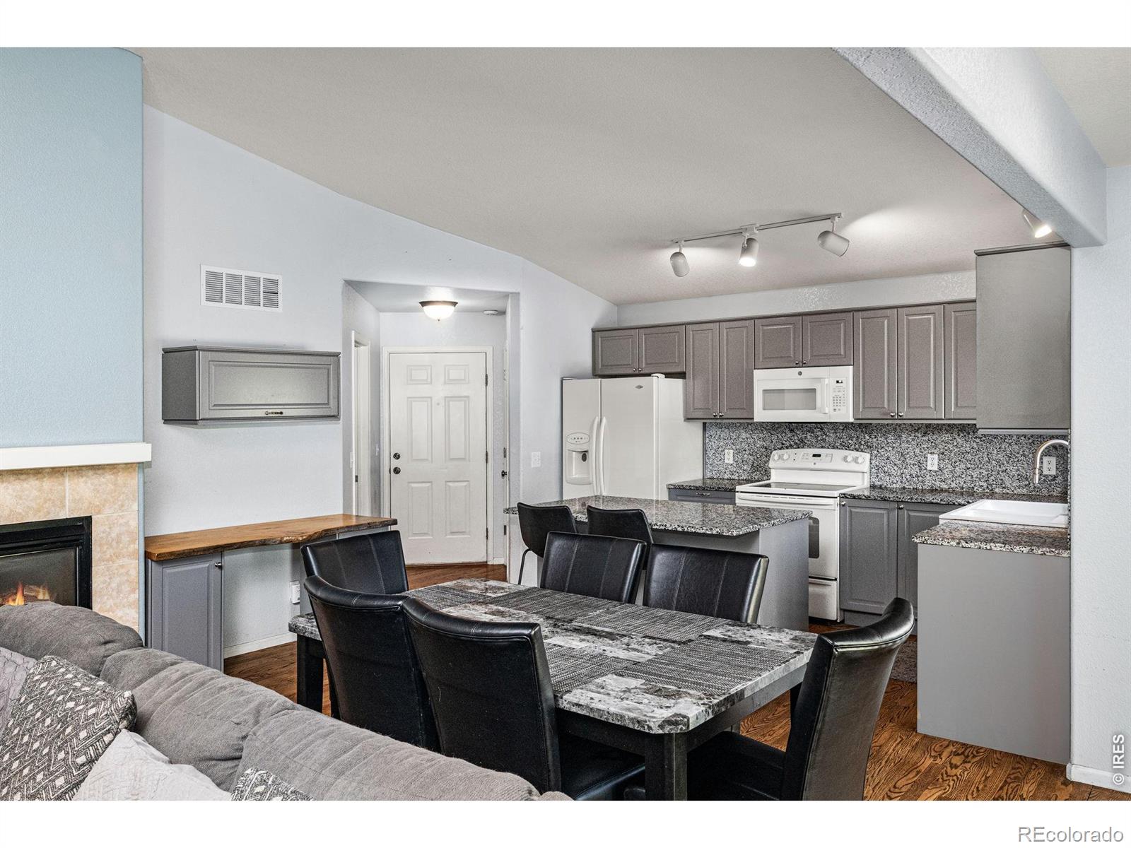 MLS Image #10 for 729  mathews circle,erie, Colorado